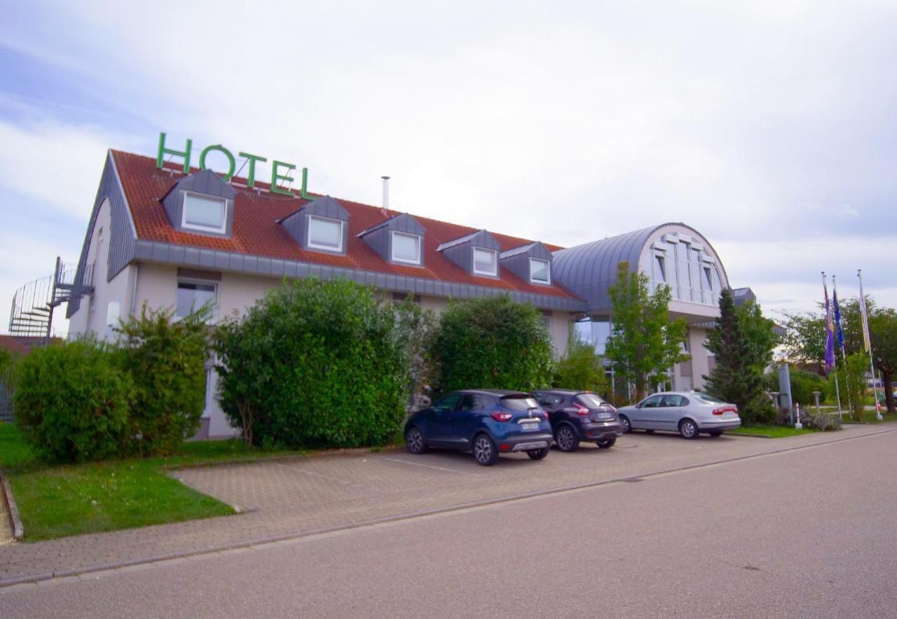 Hotel Sunparc - Shuttle Zum Europa-Park Rust 4Km & Rulantica 2Km Рингсхайм Экстерьер фото